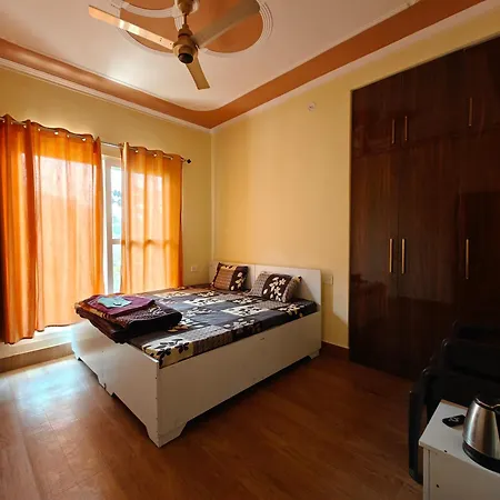 Host Labs Homestay - Premium View Bhimtal Room photo