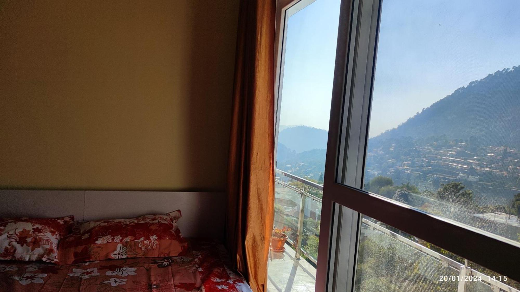 Host Labs - Premium View Homestay *