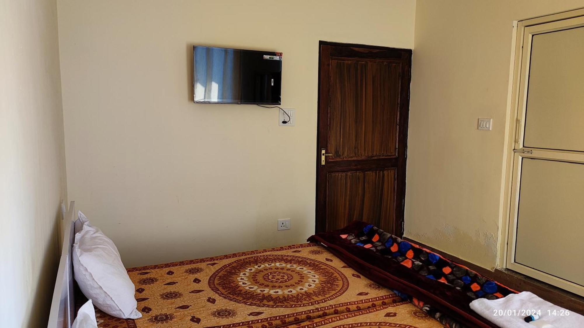 Homestay Host Labs - Premium View *
