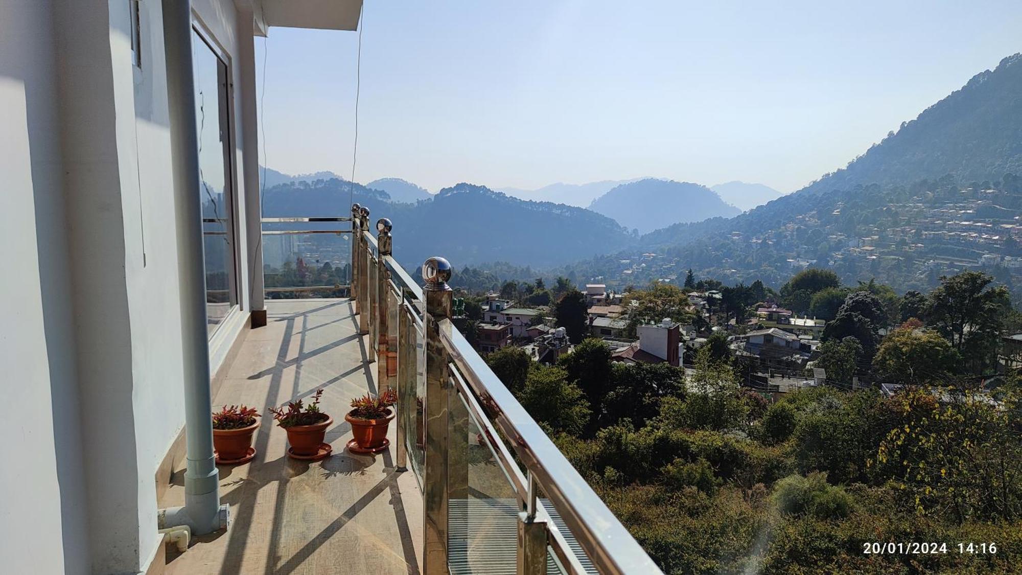 Homestay Host Labs - Premium View