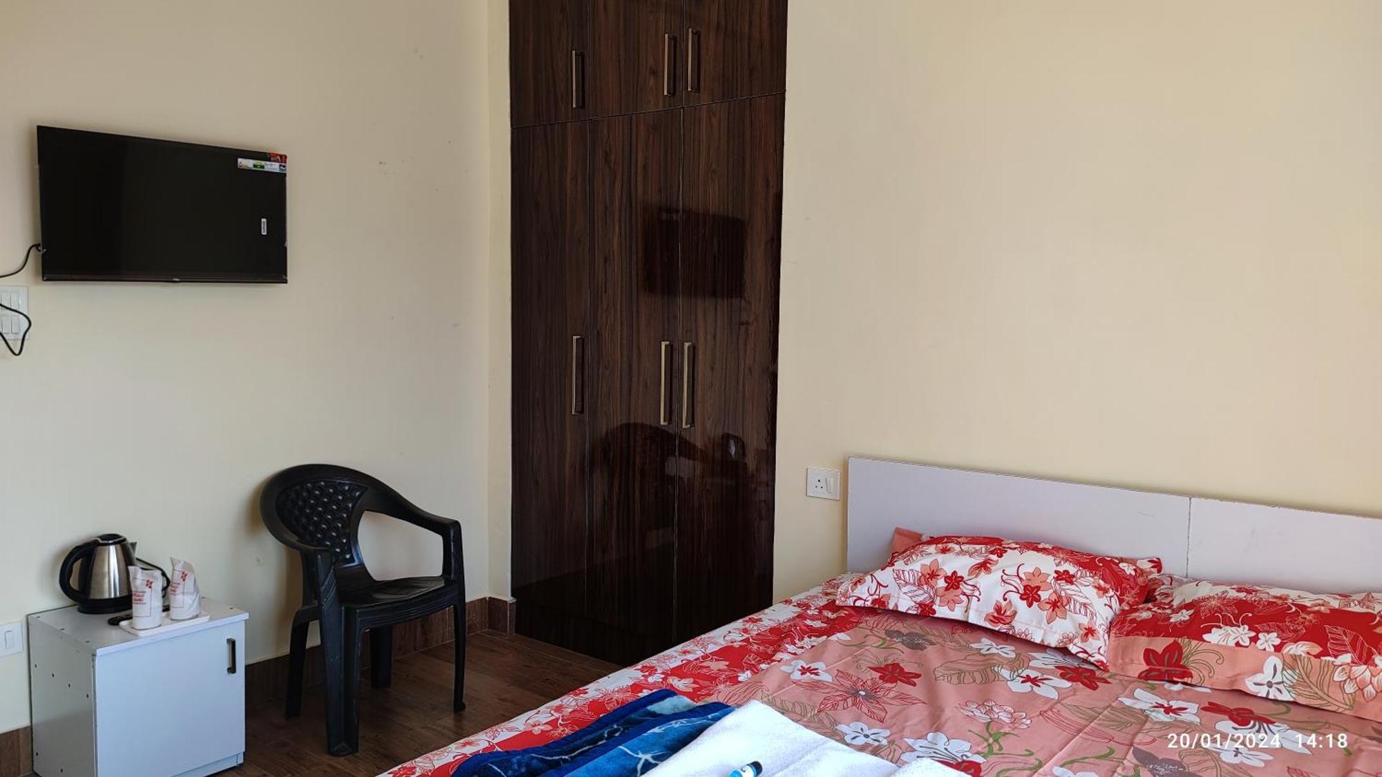 Host Labs - Premium View Bhimtal