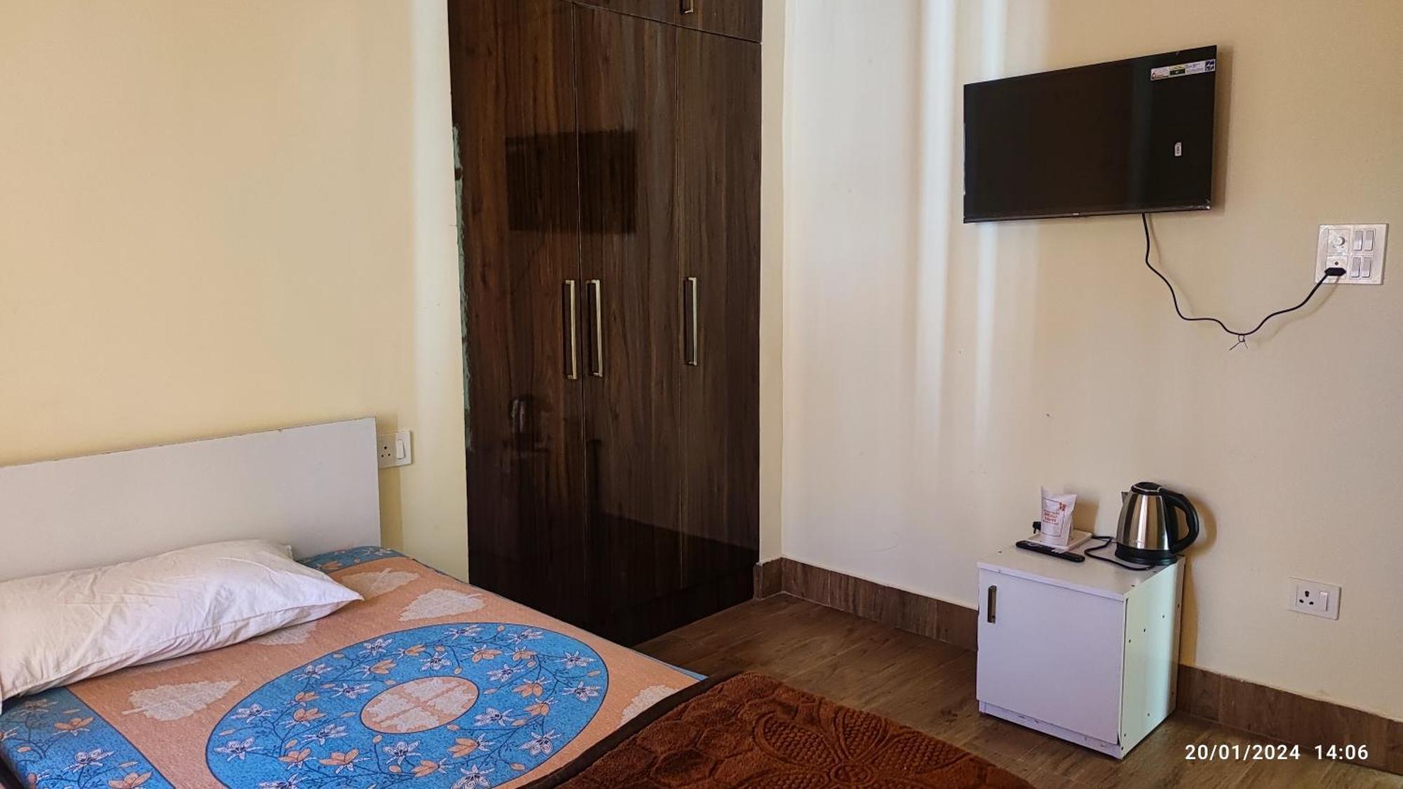 Host Labs - Premium View Homestay